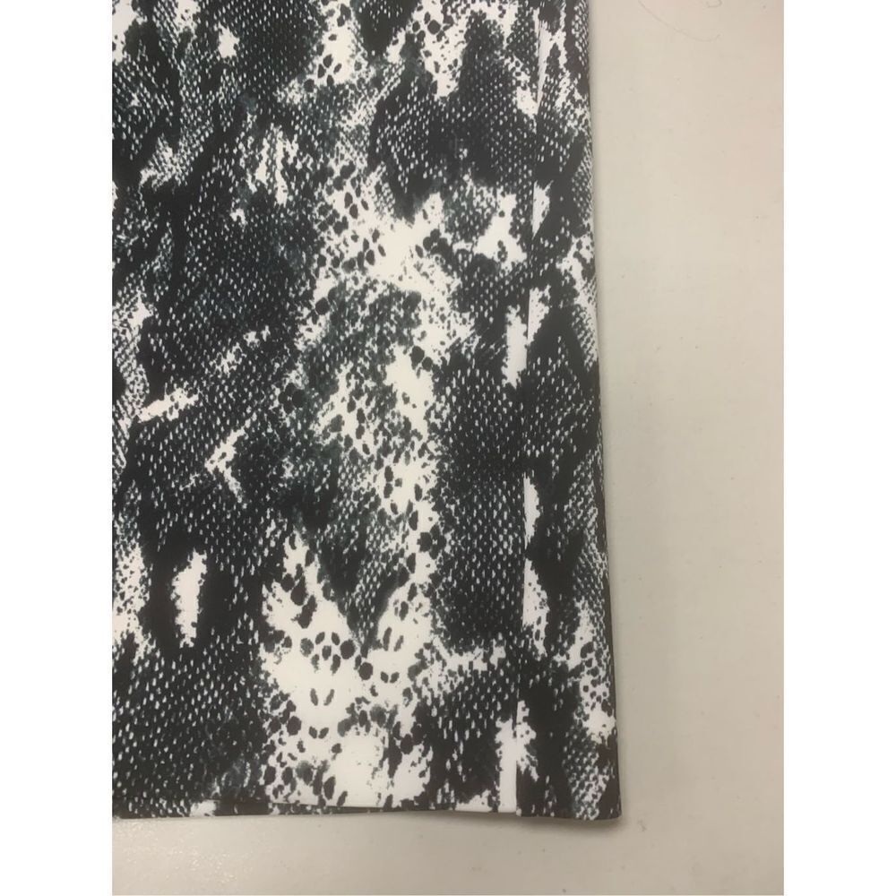 Snakeskin Patterned Skort NWT - image 2